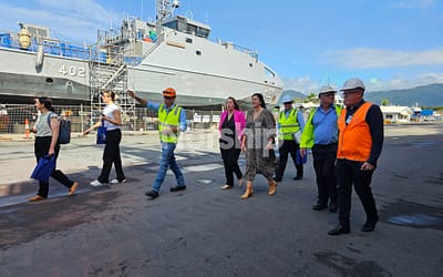 VIP tour of the shipyard